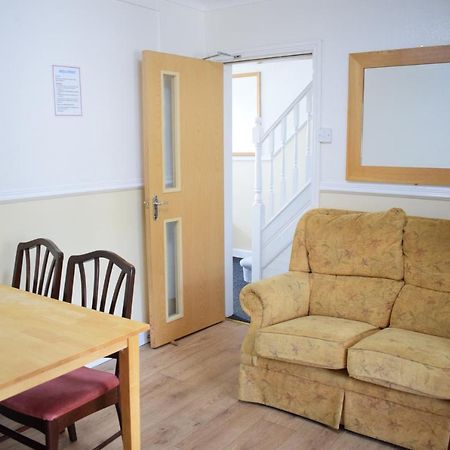 House Stay In Bangor North Wales Extérieur photo